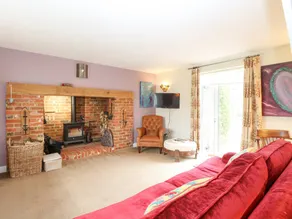 Cottage with garden | Beach view - Image 2