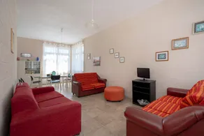 Villa avec barbecue, terrasse et internet haut débit | Vue jardin - Image 4