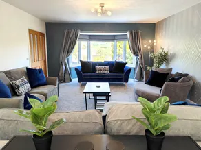 Cottage with garden, BBQ & jacuzzi - Image 5