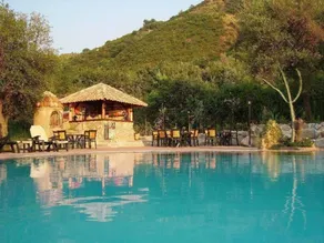Appartement de vacances avec piscine, barbecue et jardin - Image 5