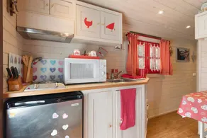 Cabin with BBQ, terrace & garden | Mountain view | Pets are welcome - Image 3