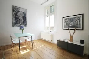 Agréable appartement entièrement équipé avec terrasse et jardin - Image 4