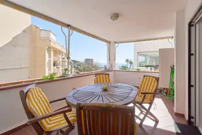 Apartment 'El Tesorillo' with Sea View, Wi-Fi and Air Conditioning - Image 2