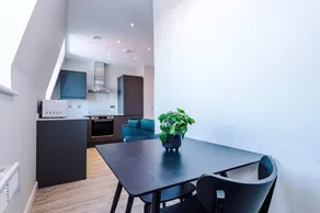 1 Bold St - Chic 1 Bed Flat in Central Southport - Image 4