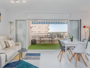 Holiday apartment with terrace - Image 2