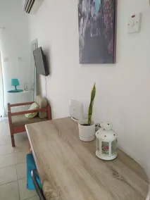 Flat with terrace - Image 4