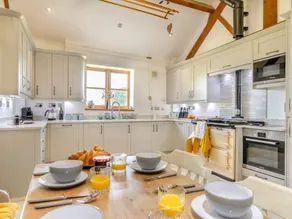 Fully equipped charming house with garden & BBQ | Pet-friendly - Image 2