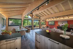 Chalet for 8 with hot tub, terraces and pool - OVO Network - Image 4