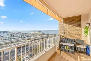 Nice flat | Sea view | Next to the beach - Image 2