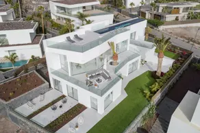 Child-friendly beautiful villa with private pool, garden & fast internet | Water view - Image 2