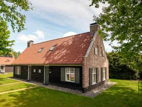 Kinderfreundliches Ferienhaus mit beheiztem Pool und Terrasse | Neben dem Strand - Image 4