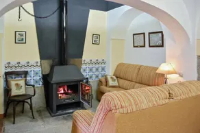 Holiday home with terrace, garden & BBQ | Garden view | Suitable for remote work - Image 3
