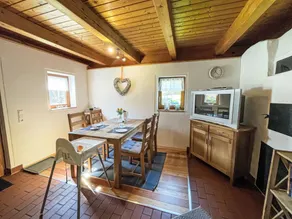 House with garden, terrace & barbeque - Image 2