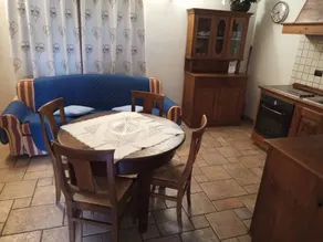 Apartment 'Trilocale 3' with Mountain View, Shared Terrace, and Wi-Fi - Image 5