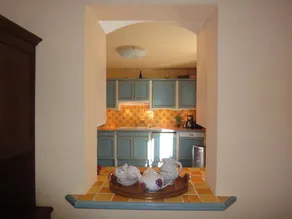 Villa con griglia, piscina e giardino | Vista sul giardino - Image 5