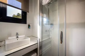Pleasant mobile home with sauna, terrace & jacuzzi | Beach nearby | Pet-friendly - Image 5