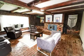 Cozy Farmhouse with Fire Pit & Peaceful Country Views in Hanover, Pennsylvania - Image 2