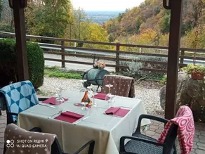 Non solo cicciole - Agriturismo con ristorante: ERICA Accogliente camera matrimoniale con terrazza panoramica - Image 3