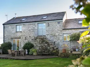 Cottage with garden & barbeque - Image 2