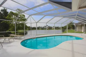 Holiday home with terrace, barbeque & private pool | Lake view - Image 3