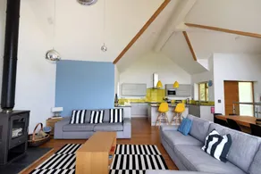 Child-friendly cottage with garden | Beach view | Next to the beach - Image 5