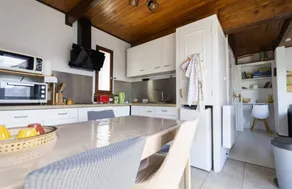 Chalet Cottage 50 m from Lake with View, Private Terrace, and Wi-Fi - Image 2