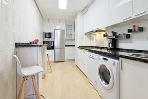 House with garden, terrace & fast internet | City view | Suitable for remote work - Image 3