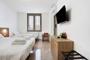 Bed and breakfast with garden | Garden view | Perfect for remote work | Dogs allowed - Image 3