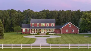 Hilltop Retreat - Image 2