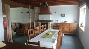 Charming cottage with hot tub, barbecue & garden | Garden view | Pet-friendly - Image 5