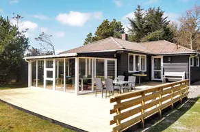 Holiday home with terrace | Next to the beach - Image 2