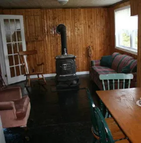Lead Cove Hostel - Image 3
