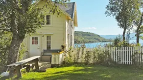 House with garden & terrace - Image 2