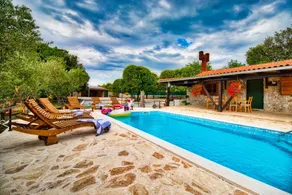 Villa with private pool, terrace & barbeque | Nature view - Image 4