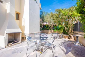 Chalet with barbeque, terrace & garden - Image 4