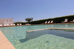 Casa con piscina, griglia e giardino | Vista sul giardino - Image 3