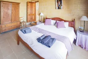 Beautiful villa with pool & terrace - Image 4