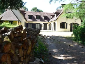 Peaceful forest retreat, perfect for family and friends - Image 3