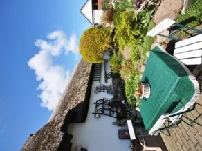 Child-friendly pleasant flat with BBQ, garden & terrace - Image 4
