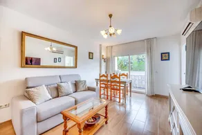 Voll ausgestattetes Apartment mit Pool | Strand in der Nähe - Image 3