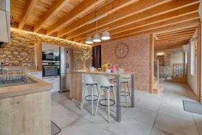 Holiday Home 'Les Echaunes' with Private Terrace, Wi-Fi and Air Conditioning - Image 5