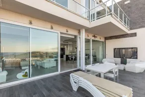 Villa avec sauna, jardin et piscine privée | Vue sur l'eau - Image 5