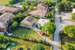 Holiday home with garden & terrace | Garden view - Image 2