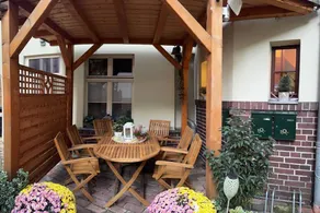 House with terrace - Image 3