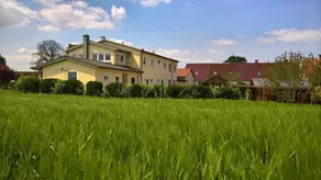 Apartment with sauna, barbeque & garden - Image 3