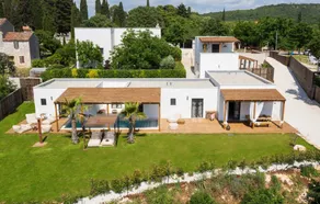 Wonderful villa with garden, terrace & barbeque - Image 2