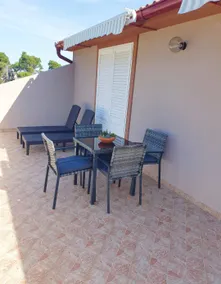 Wohnung mit Garten, Grill und Pool | Gartenblick - Image 2