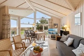 House with terrace, garden & barbeque | Sea view - Image 2