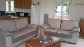 Holiday home with BBQ & garden | City view - Image 3