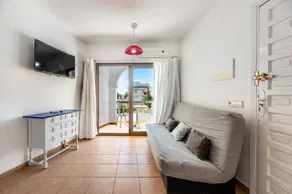 Lovely apartment with terrace & garden | Close to the beach - Image 2